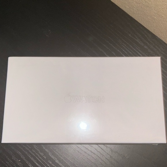 Apple Watch Ultra 2 (GPS+Cellular) 49mm Titanium Case with White Ocean Band